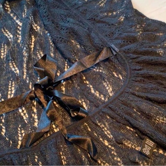 Vintage Y2K Betsey Johnson black crochet cardigan with ribbon M - Picture 4 of 9